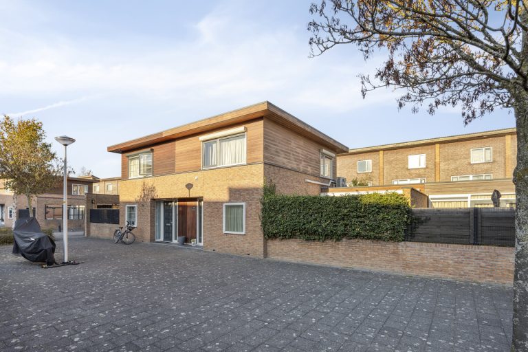 Douwes Dekkerlaan 11