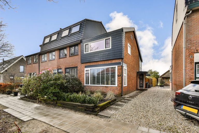 Hoeksekade 124